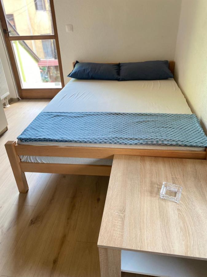 Elem Apartmani Skver Τούζλα Εξωτερικό φωτογραφία